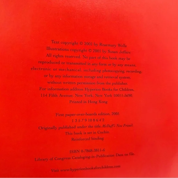 McDuff's Christmas book 2001 vtg hardcover book 10" library stickers on it - Picture 6 of 12